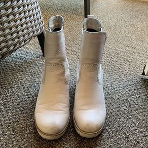 dallas waterproof chelsea bootie cougar